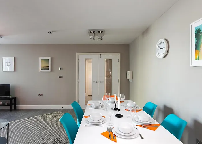 Airhost\'S Brighton\'S Best Green Diamond Escape With Sea Views