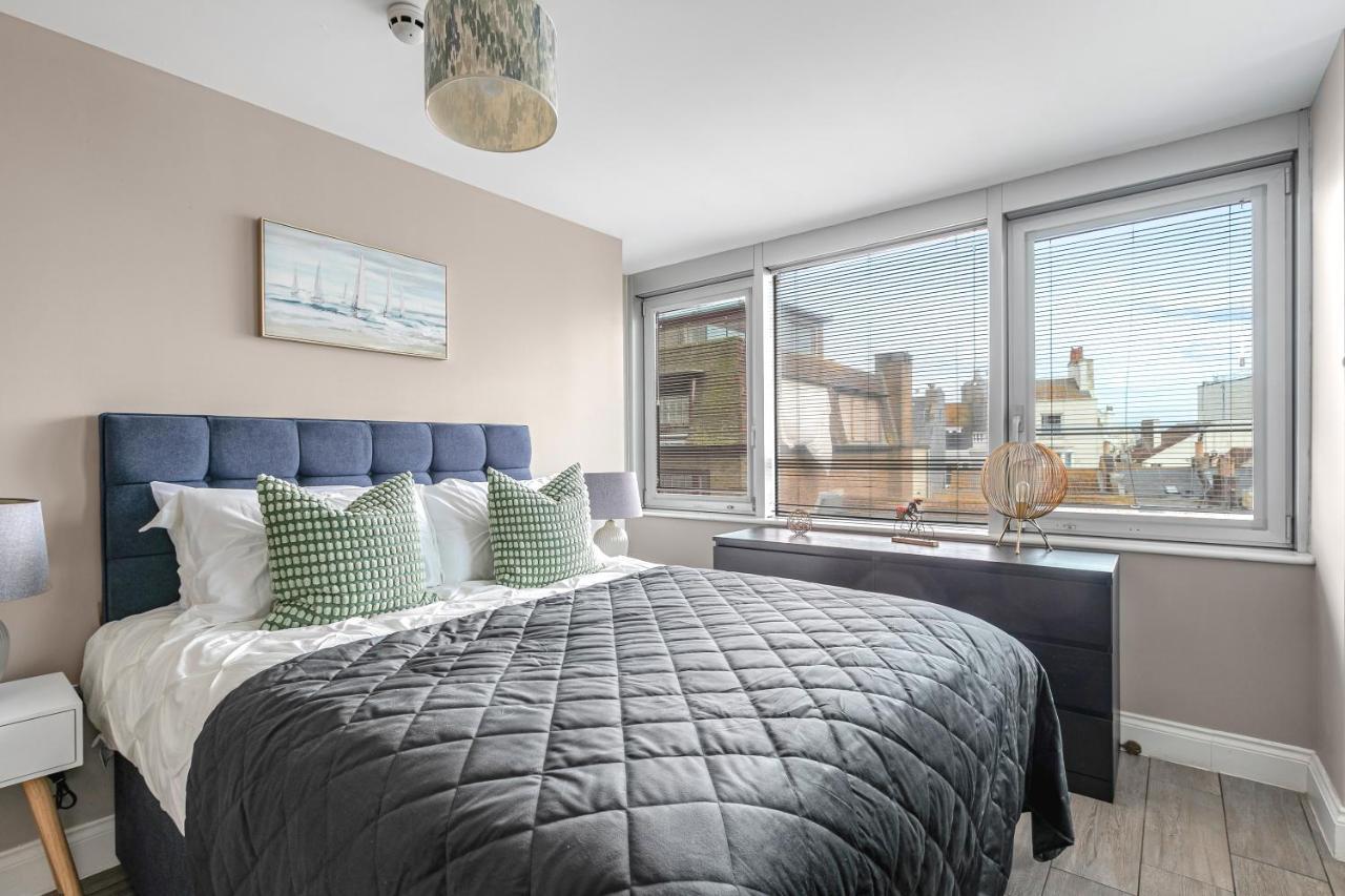 Airhost's Brighton's Diamond Escape With Sea Views * Hove