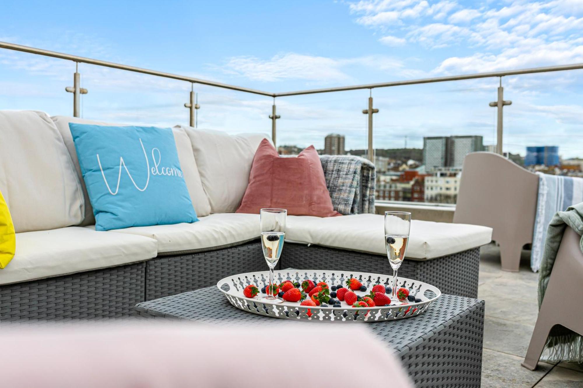 Airhost's Brighton's Diamond Escape With Sea Views Appartement